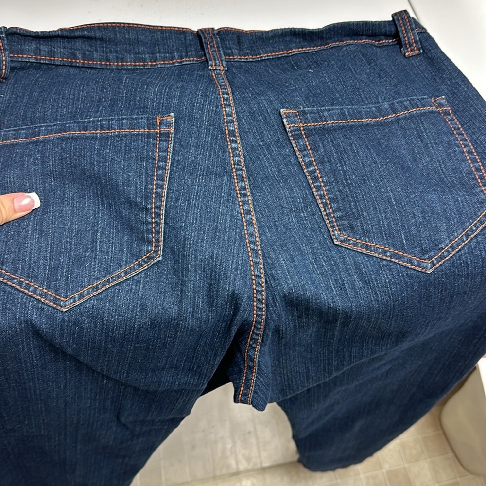 Women's Straight Leg Jeans - Blue - Picture 4 of 6